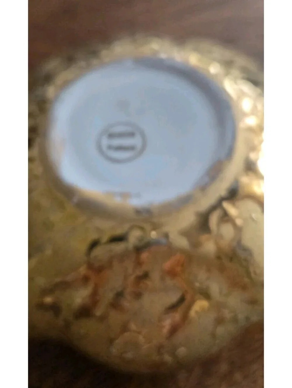 Queen Pottery 22 Kt Weeping Gold 6